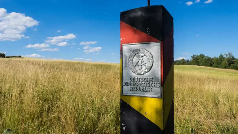 Einigungsvertrag: Wie der 31. August zum 3. Oktober führte
