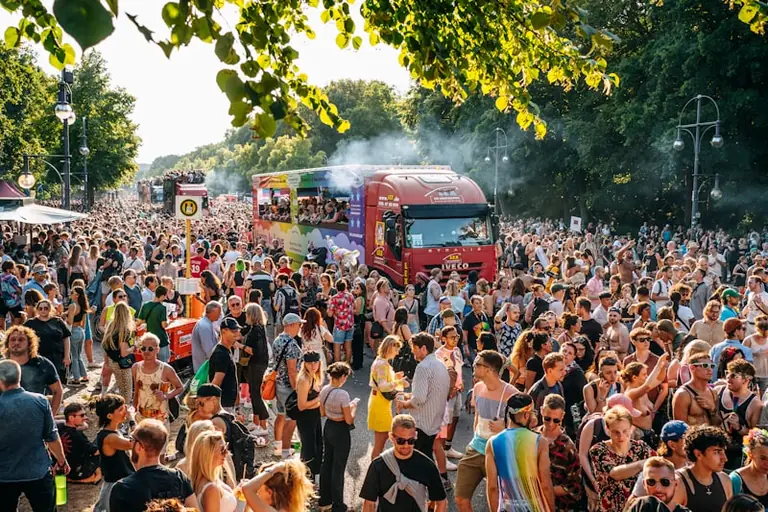 Vier Feste am 15./16. August: So klappt die Rückfahrt