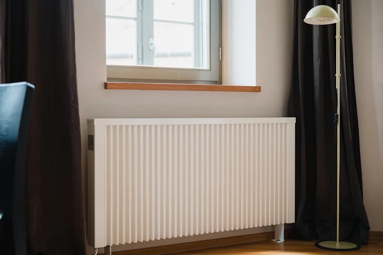 Herbst-Check für Zuhause: Heizung, Rauchmelder und Schutz prüfen
