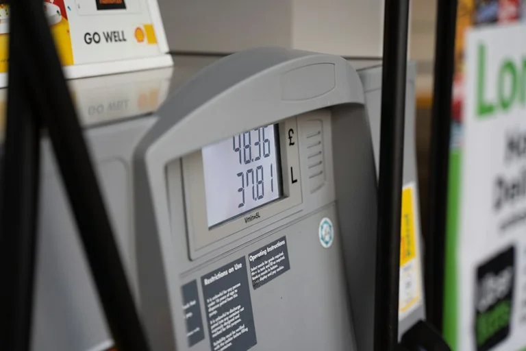 Spritpreise am 15. September: Vor dem Tanken vergleichen