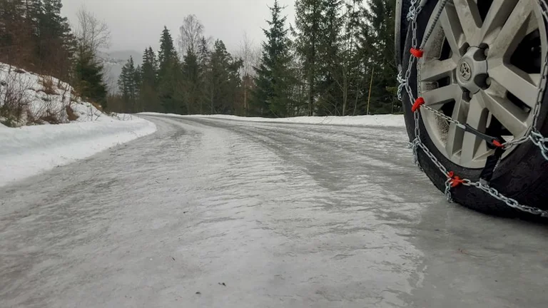 Winterreifen ab Oktober? Entscheidend ist die Straße