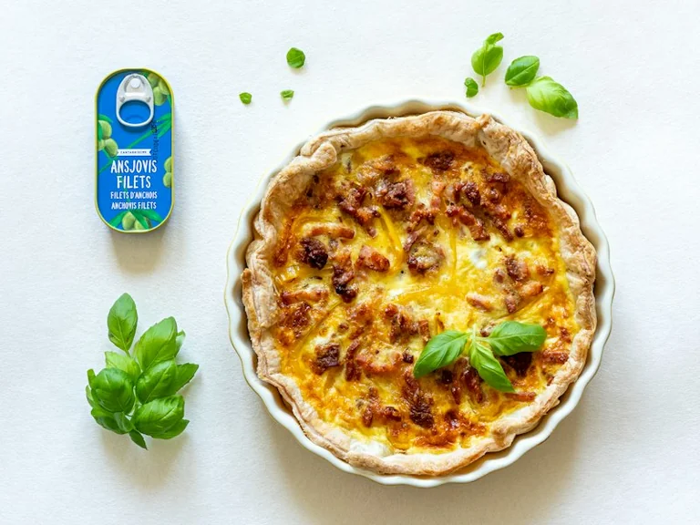 Zwiebelkuchen vom Blech: einfach für Gäste vorbereiten