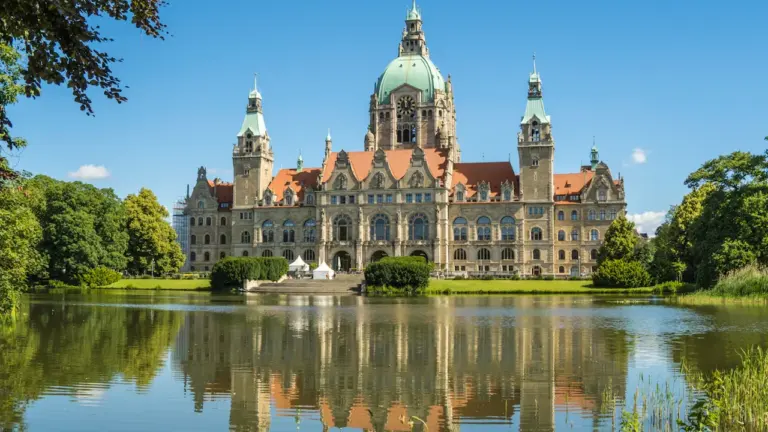 AfD in Sachsen-Anhalt: Wird sie am 6. September 2026 stärkste Kraft?