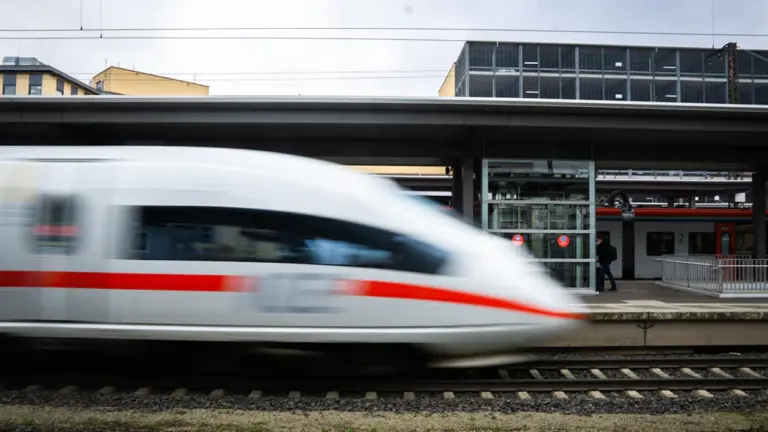 Deutschlandticket: Für Oktober ist keine Änderung belegt
