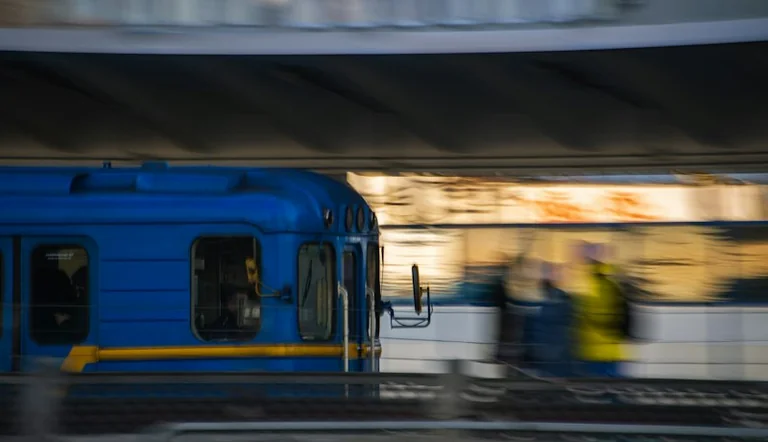 Vom verspäteten Zug träumen: Wenn die Zeit knapp wird